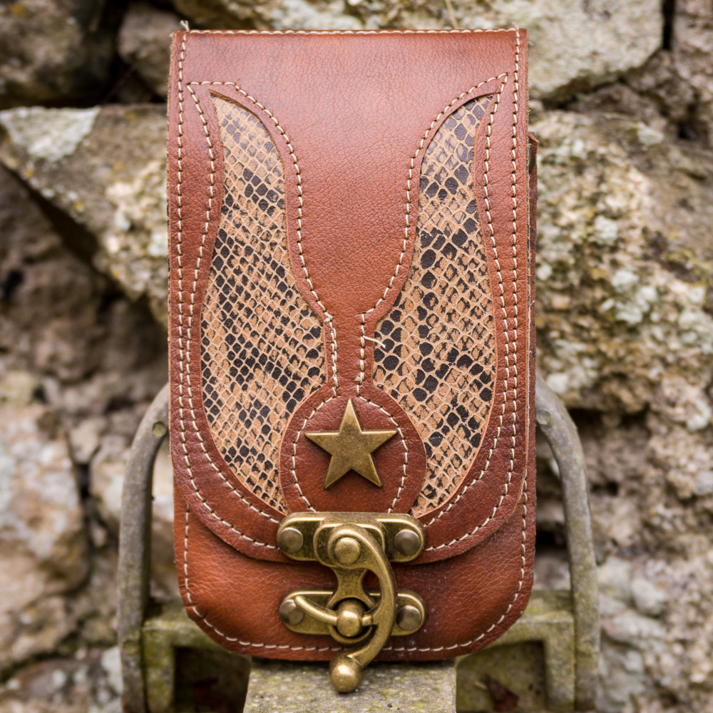Belt Pouches & Holster Collections – oceania-legends.com
