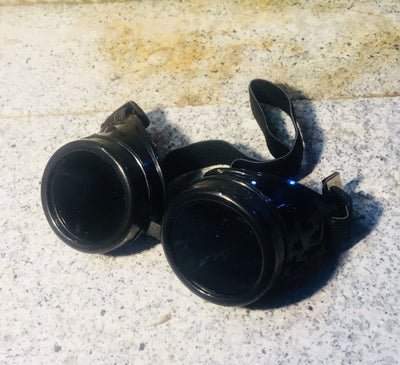 Steampunk Top Hats & Goggles