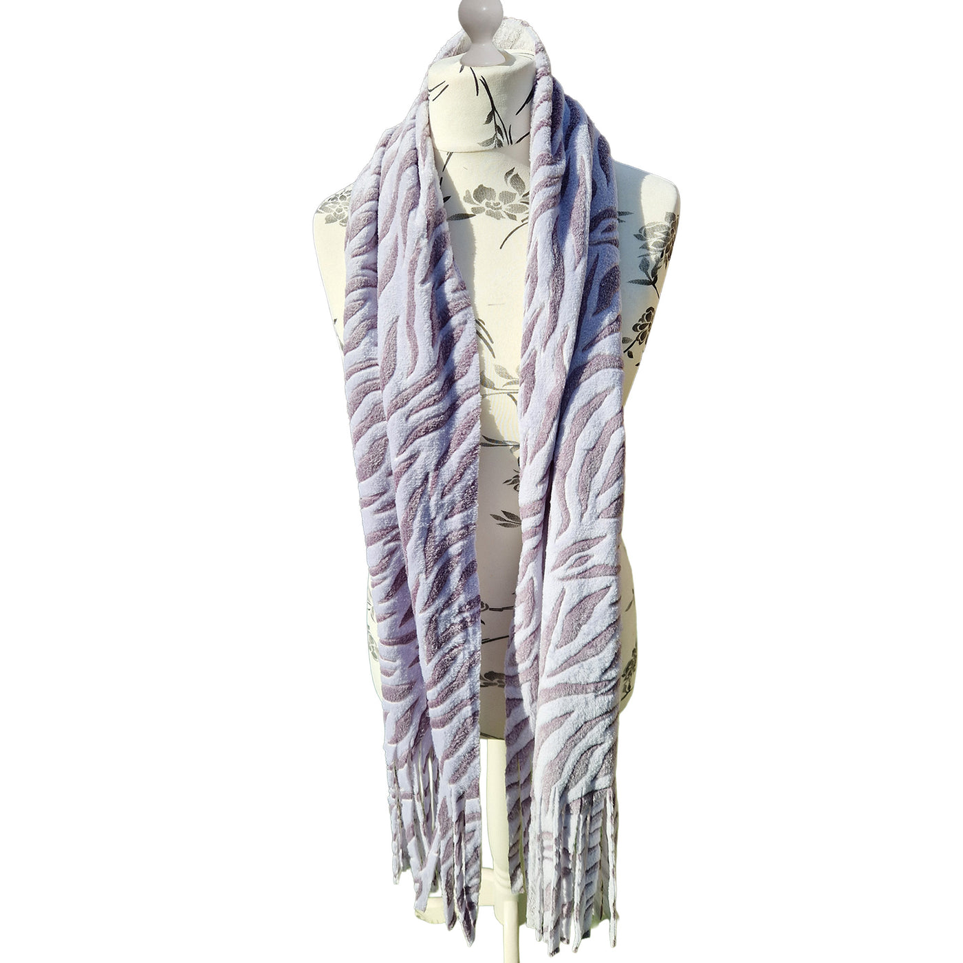 Snow Tiger Fleece Scarves - Lilac