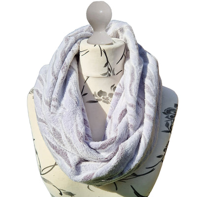 Fleece Snood handmade from an ultra soft and warm fleece. The fabric is a snow tiger design with a subtle shade of lilac. No need to wrap around your neck as the snood pops straight over your head immediately toasty warm
