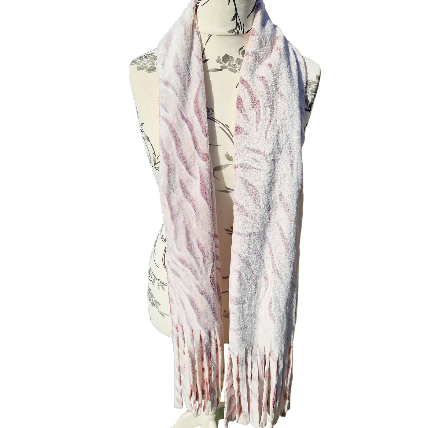 Snow Tiger Fleece Scarves - Pink