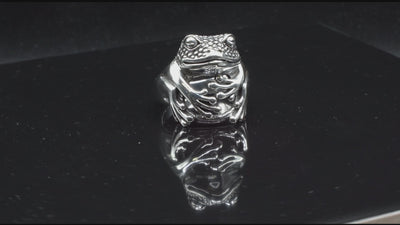 Frog Ring ~ 925 Sterling Silver (Size guide in Description)