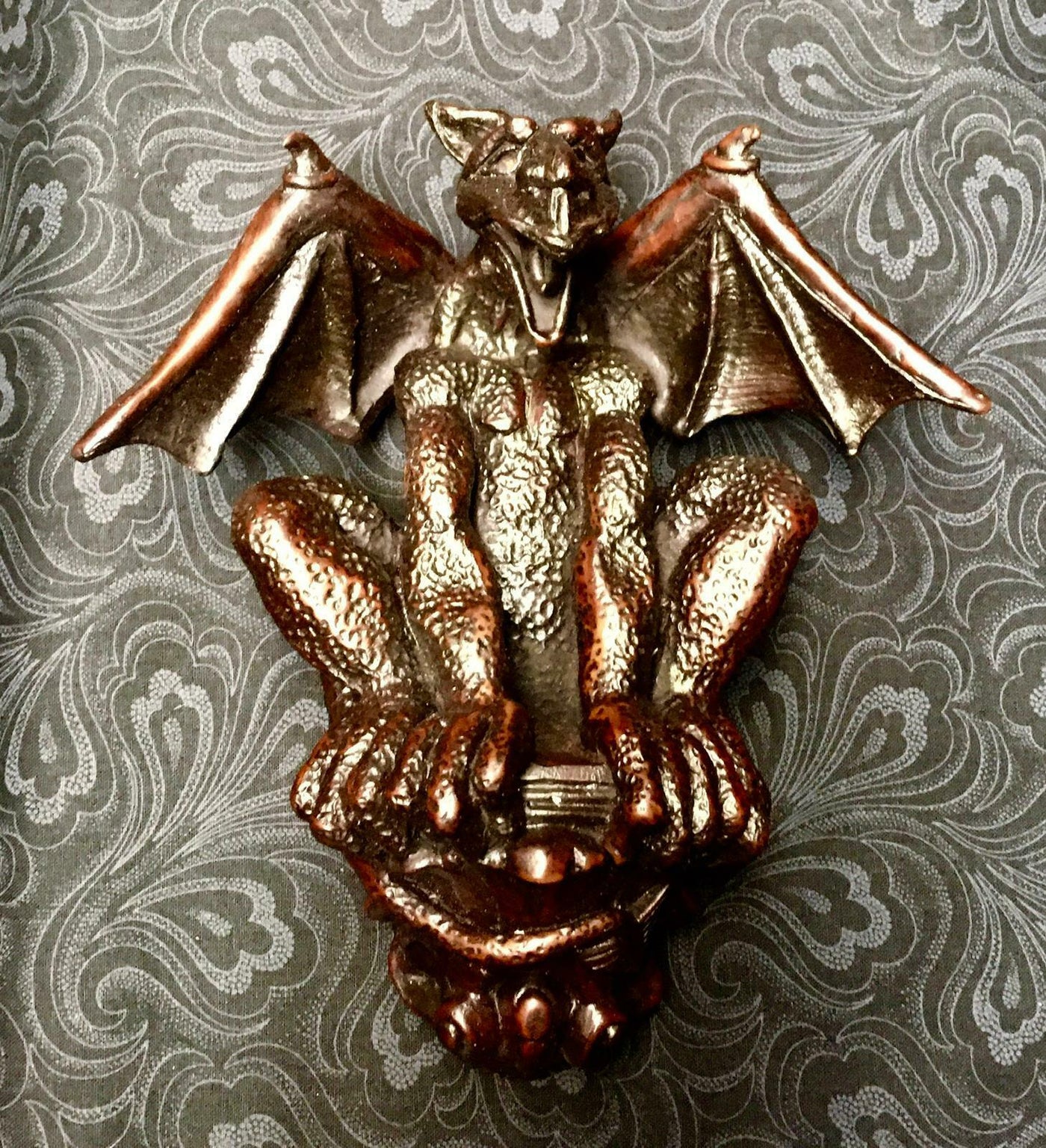 Dragon Gargoyle Resin Wall hanging wood effect Sculpture Gremlin Devil Goblin