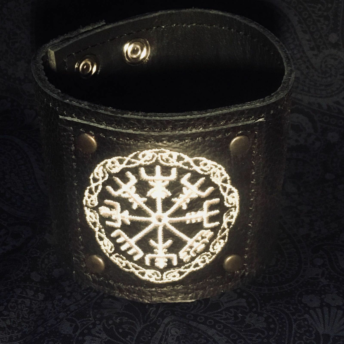 Leather Nordic Compass vegvisir wrist cuff wristband Viking Odin Thor archery