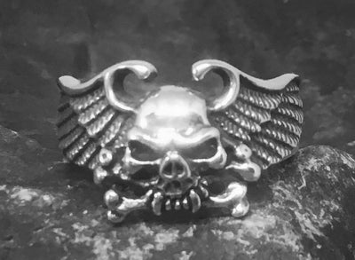 Skull and Crossbones Wings Ring .925 silver  Gothic Biker Metal feeanddave