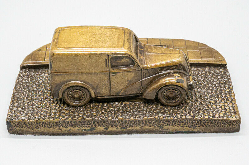 Ford Van Resin Bronze Vintage Car Paper Weight Desktop Ornament Collectors Model