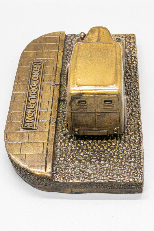 Ford Van Resin Bronze Vintage Car Paper Weight Desktop Ornament Collectors Model
