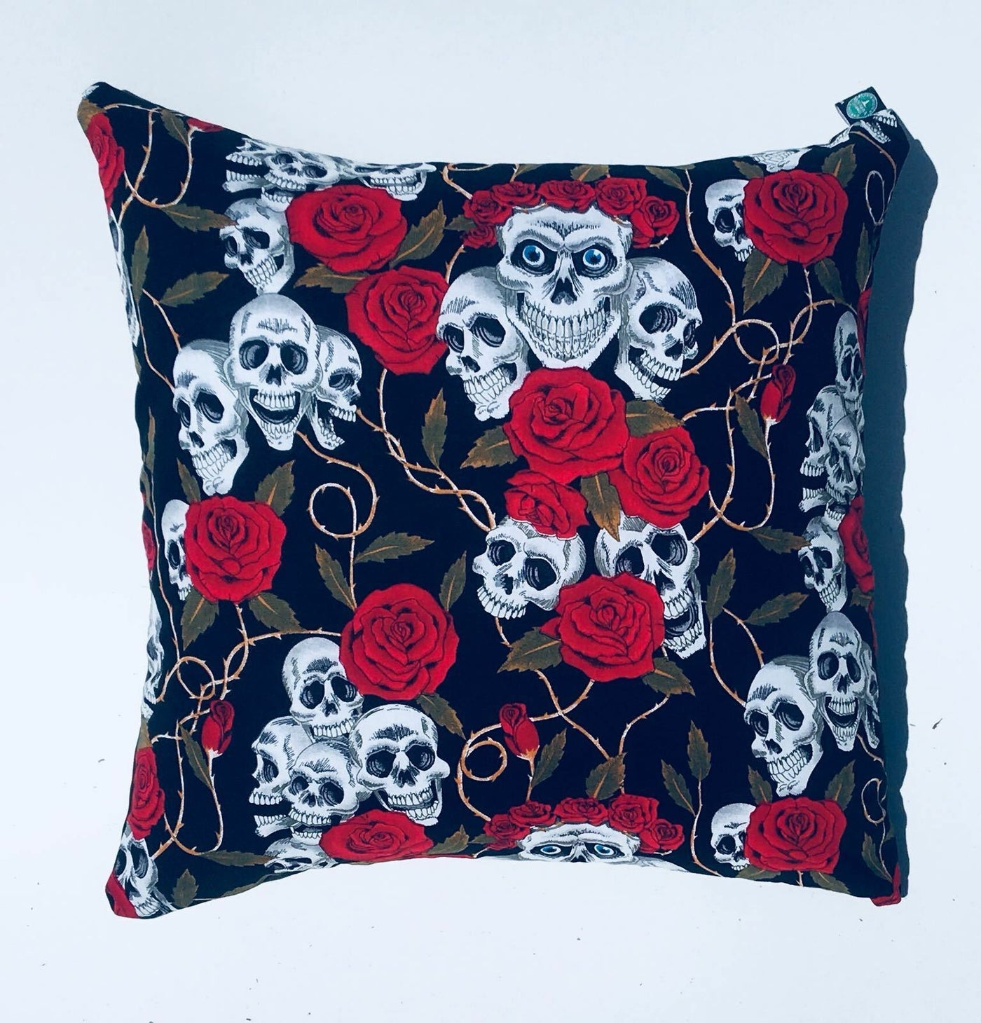 Skull & Red Roses Cushion Cover Sofa Decorative Trendy Soft  Case fits 18" x 18"