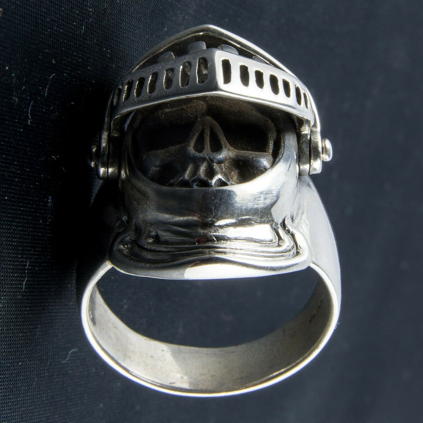 Sir Knight Skull Ring 925 sterling silver ring moveable visor armor