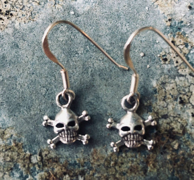 Skull & Crossbones drop .925 silver earrings ladies women biker pirate gothic