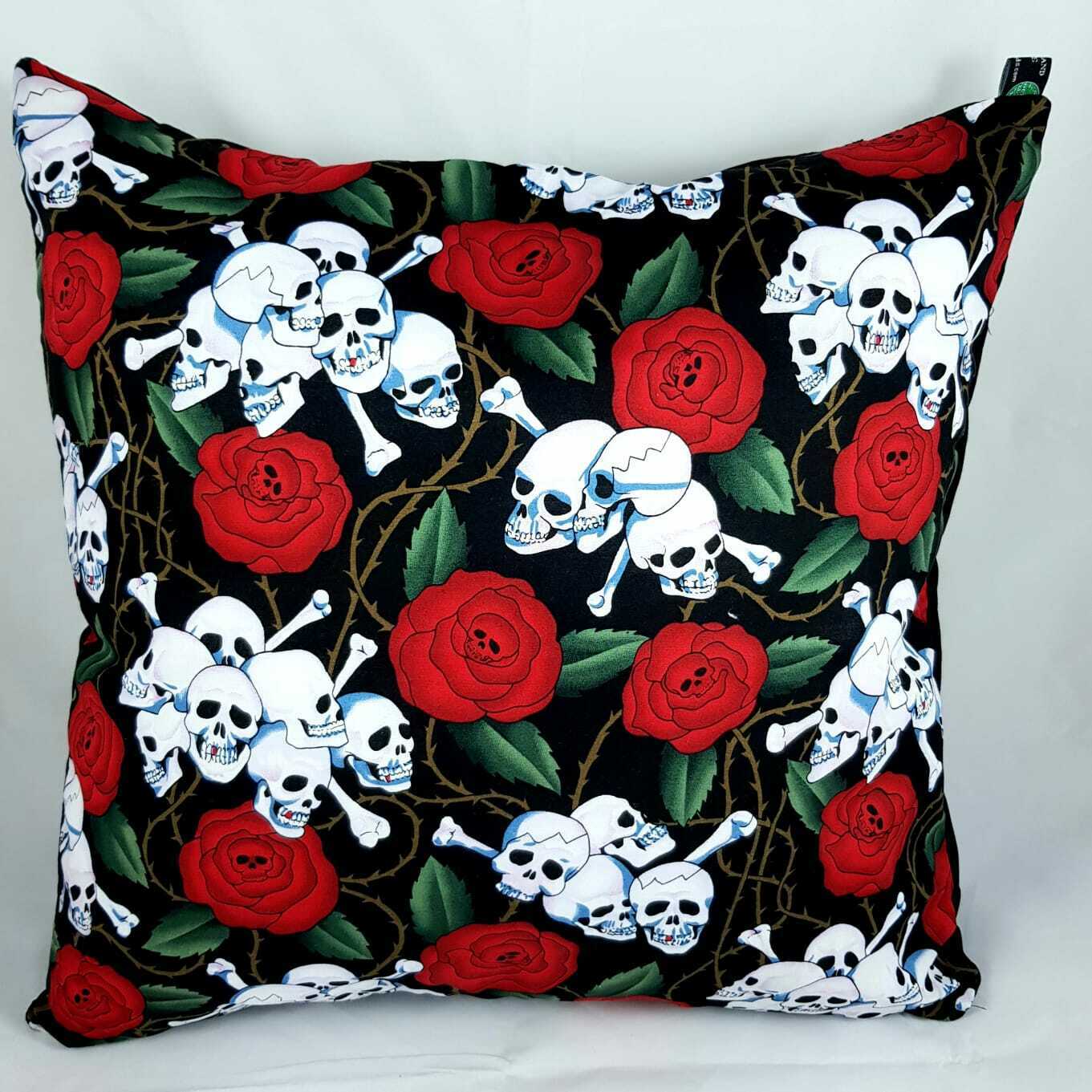 Skull & Cross bones Roses Pirate Cushion Cover Decorative Case fits 18" x 18"
